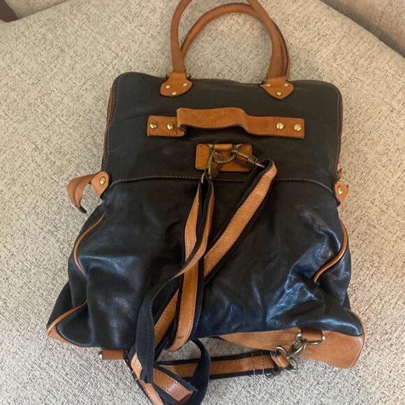 Italian Leather Convertible Backpack Handbag Black main image 10